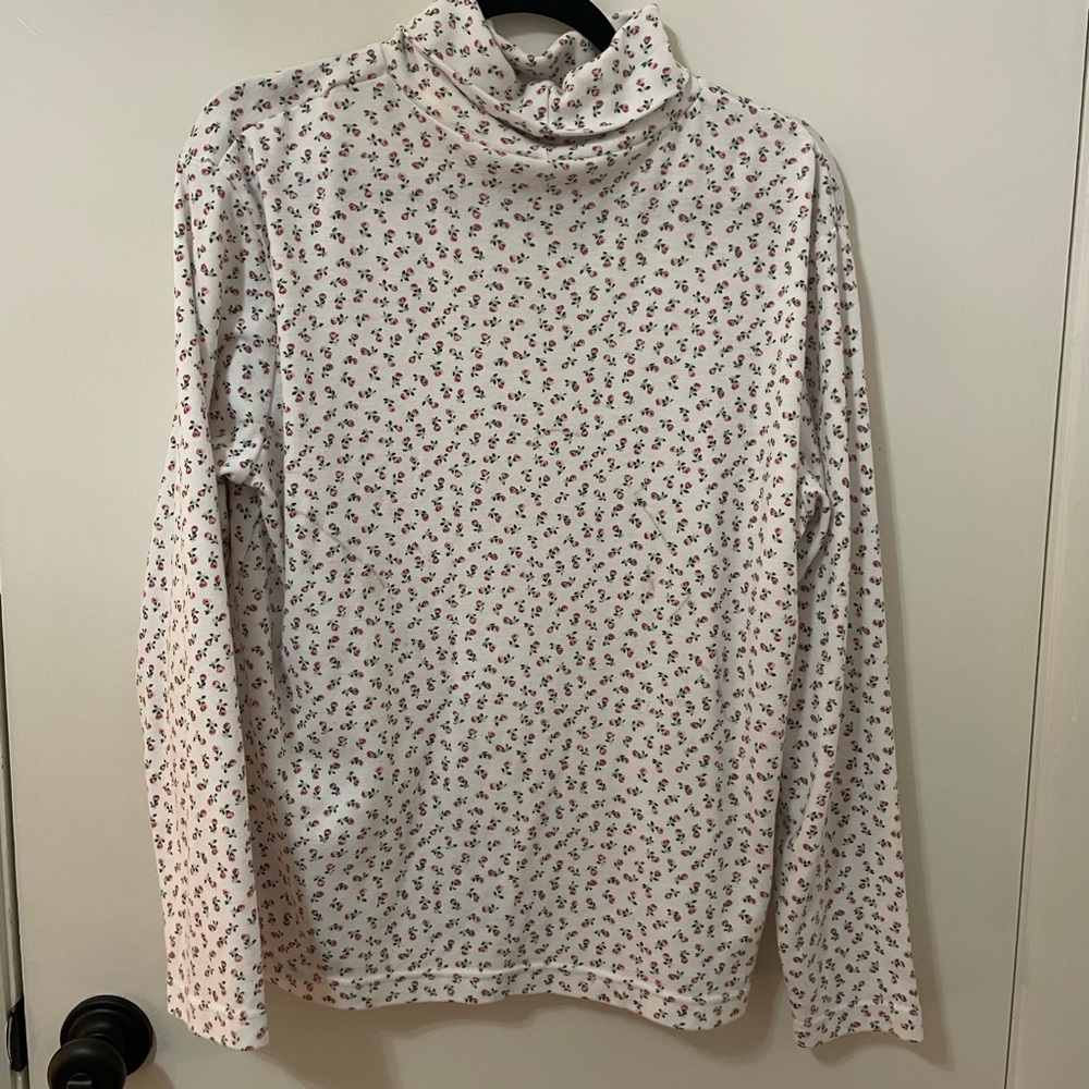 White Floral Turtle Neck